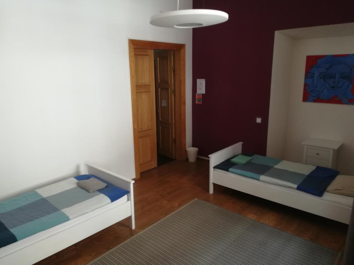 25 Hours Hostel Аеропорт Вільнюс Екстер'єр фото