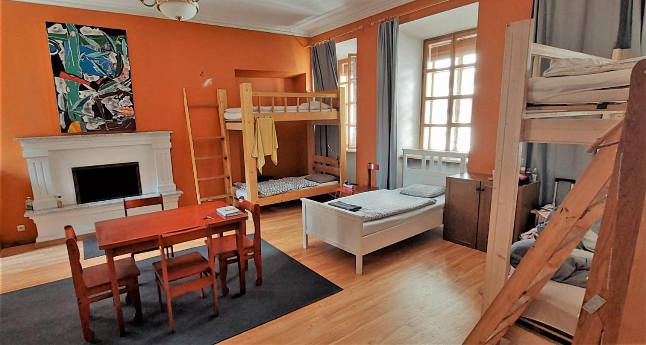 25 Hours Hostel Аеропорт Вільнюс Екстер'єр фото