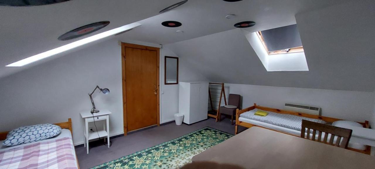 25 Hours Hostel Аеропорт Вільнюс Номер фото