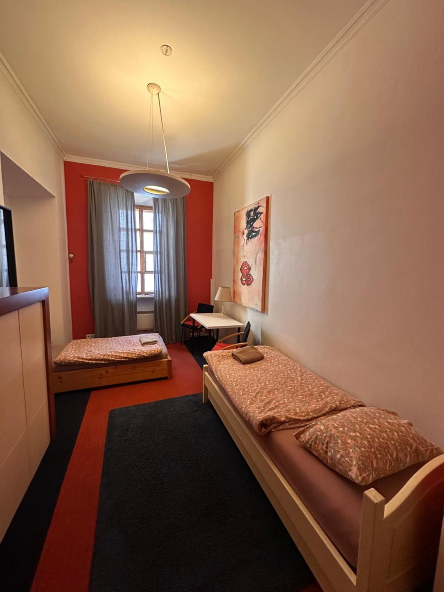 25 Hours Hostel Аеропорт Вільнюс Екстер'єр фото