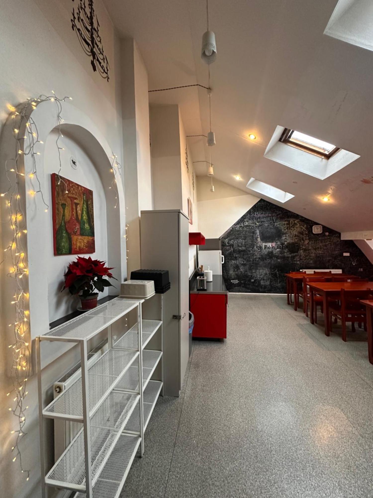 25 Hours Hostel Аеропорт Вільнюс Екстер'єр фото
